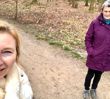 Wandelcoachen anderhalve meter uit elkaar