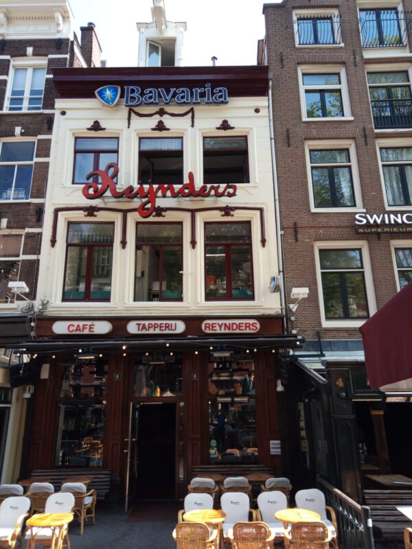 Café Reijnders Remco Campert Tekst en foto’s: Aat van der Harst